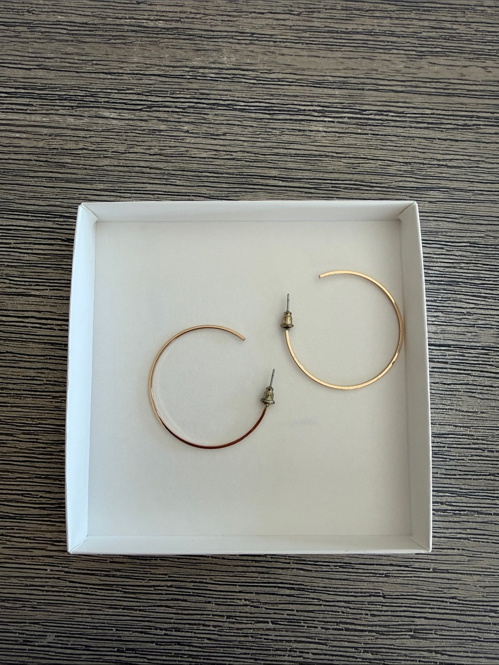 Brandy Melville Thin Gold Hoop Earrings